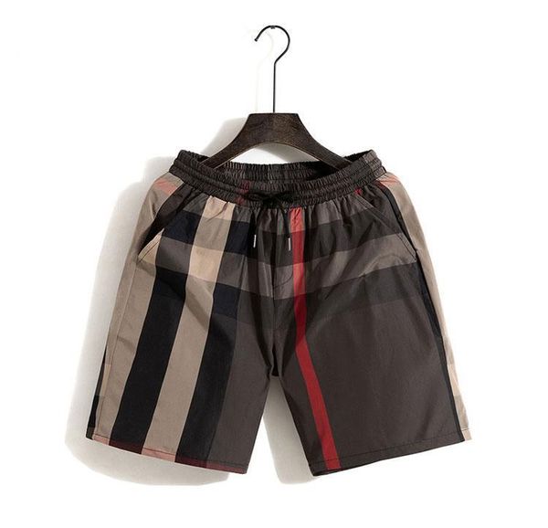 designer men's shorts beach pants european and american brand trend classic simple checkered loose large size m-4xl women's same s, White;black 
designer men's shorts beach pants european and american brand trend classic simple checkered loose large size m-4xl women's same s, White;black