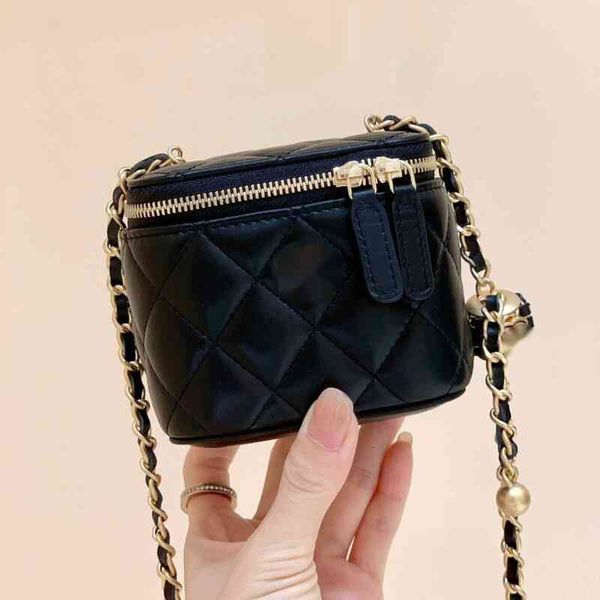 golden ball lipstick bag ap1447 black luxury brand letter quilted woman's shoulder chain cc bag lambskin messenger bags caviar leather
golden ball lipstick bag ap1447 black luxury brand letter quilted woman's shoulder chain cc bag lambskin messenger bags caviar leather