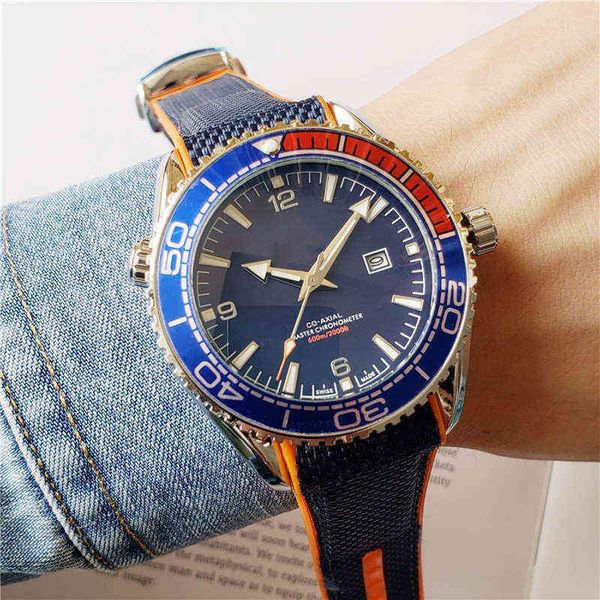 fashion watches for mens montre diamond movement luxury designer watch fashion women's men's watch juad, Slivery;brown
fashion watches for mens montre diamond movement luxury designer watch fashion women's men's watch juad, Slivery;brown