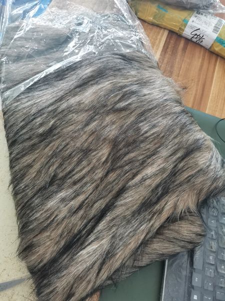 winter thicken warm men hairy faux fur vest hoodie hooded waistcoats sleeveless pockets coat outerwear jackets plus 3x 6q2041, Black;white
winter thicken warm men hairy faux fur vest hoodie hooded waistcoats sleeveless pockets coat outerwear jackets plus 3x 6q2041, Black;white