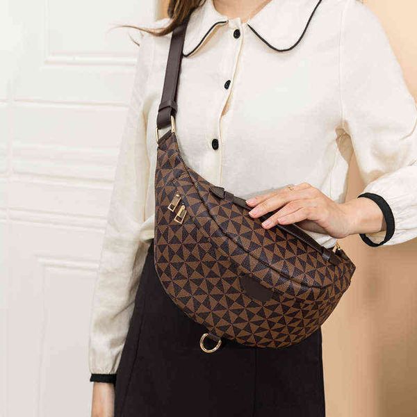 evening bags 2022 new fashion women chest plaid inclined shoulder pu leather vintage waterproof female zipper dumplings bodyoack 220802
evening bags 2022 new fashion women chest plaid inclined shoulder pu leather vintage waterproof female zipper dumplings bodyoack 220802