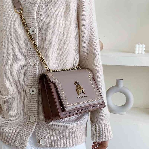 chain messenger bag 2021 new versatile shoulder foreign style texture small square soft leather mobile phone
chain messenger bag 2021 new versatile shoulder foreign style texture small square soft leather mobile phone