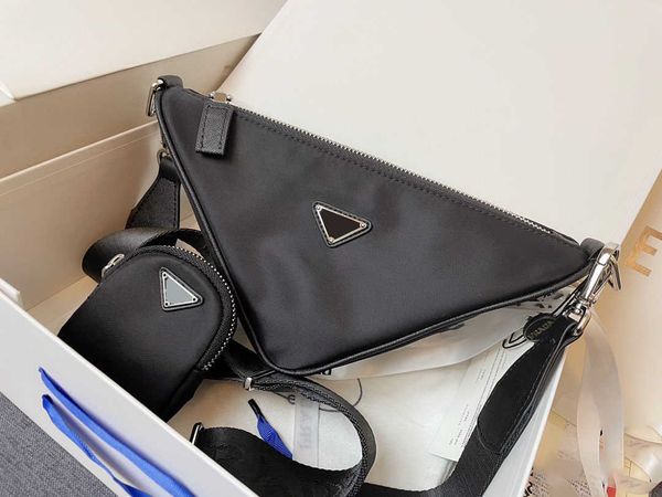 new season products show style factory direct sales cross body bag shoulder bags luxury designer durable luxurious handbag
new season products show style factory direct sales cross body bag shoulder bags luxury designer durable luxurious handbag