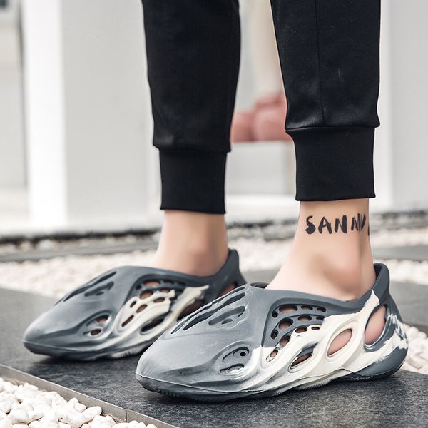 2022 slides men women sandals yeezies slide slippers yezzies slides desert sand with box size 36-46 a1, Black
2022 slides men women sandals yeezies slide slippers yezzies slides desert sand with box size 36-46 a1, Black