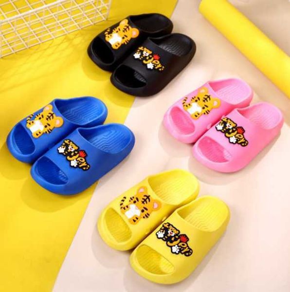new 2022 baby shoes slipper sandals pvc fashion summer cartoon tiger pattern home comfort non-slip thick soles soft breathable, Black;grey
new 2022 baby shoes slipper sandals pvc fashion summer cartoon tiger pattern home comfort non-slip thick soles soft breathable, Black;grey