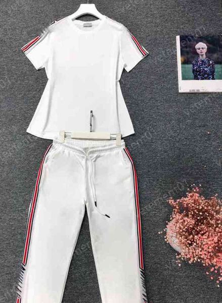 womens two piece pants crew neck short-sleeved t-shirt with colorful stripes and casual lettering logo trousers 2 piece sets luxury designer, White
womens two piece pants crew neck short-sleeved t-shirt with colorful stripes and casual lettering logo trousers 2 piece sets luxury designer, White