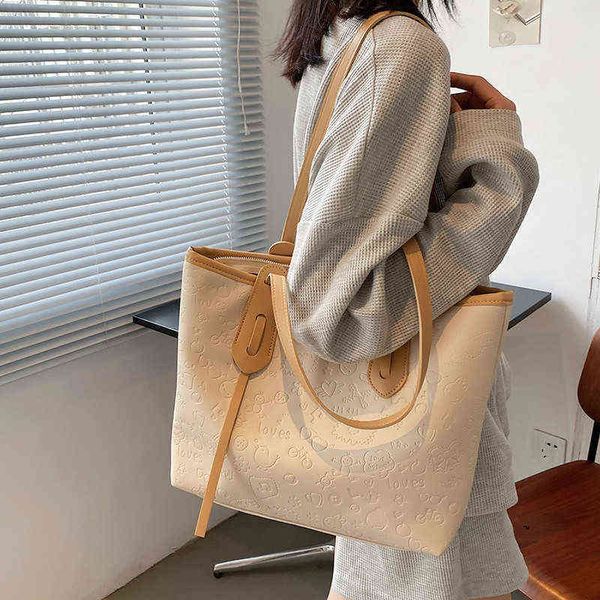 factory online export designer brand bags this summer's big bag women's new fashion color versatile single shoulder extra large
factory online export designer brand bags this summer's big bag women's new fashion color versatile single shoulder extra large