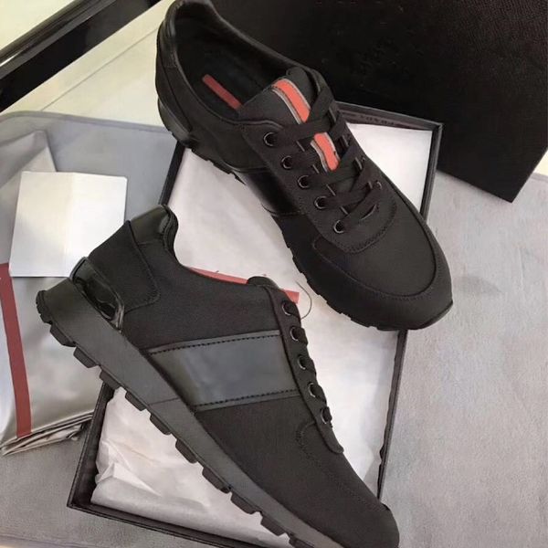 brand trainers men match race triple back runner sneakers designers shoes sports casual shoes black outdoor shoes with box size 40-45
brand trainers men match race triple back runner sneakers designers shoes sports casual shoes black outdoor shoes with box size 40-45