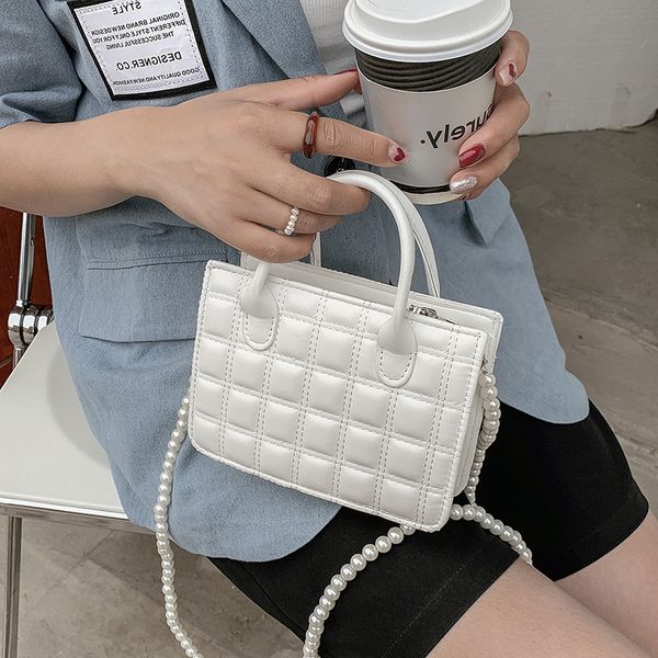 2022 new summer pearl messenger bag simple fashionable handbag wallet crossbody bags wholesale female handbags
2022 new summer pearl messenger bag simple fashionable handbag wallet crossbody bags wholesale female handbags
