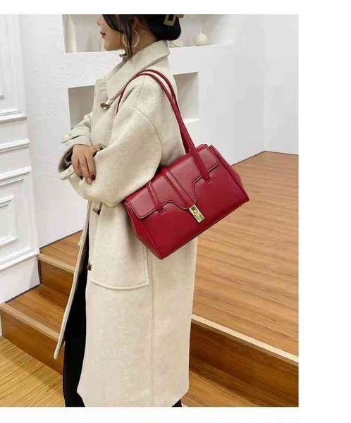 new tote single shoulder women leather large capacity temperament women's 2022 luxury brand fashion design versatile ladies bags
new tote single shoulder women leather large capacity temperament women's 2022 luxury brand fashion design versatile ladies bags