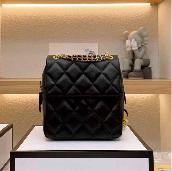 tz women fashion backpacks designer bag genuine leather pink black classic handbags gold-tone metal chains flap double zipper high capacity 
tz women fashion backpacks designer bag genuine leather pink black classic handbags gold-tone metal chains flap double zipper high capacity