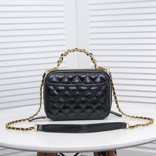 luxury brand ladies fashion shoulder bag designer tote chain letter print messenger handbag european and american wild#03
luxury brand ladies fashion shoulder bag designer tote chain letter print messenger handbag european and american wild#03