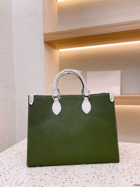 designer bag fashion classic versatile large capacity handbag
designer bag fashion classic versatile large capacity handbag