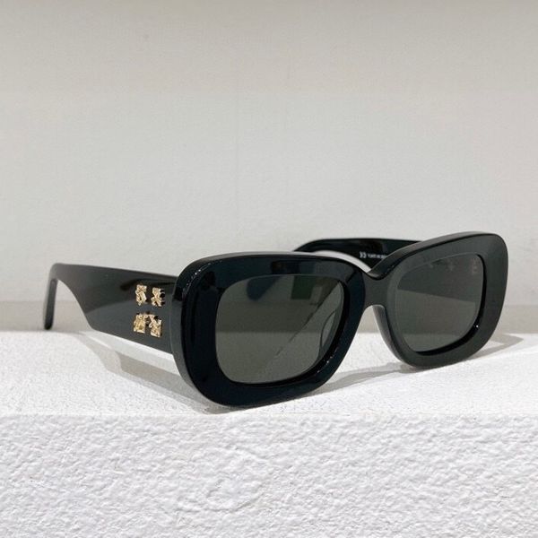 22% off new fashion brand sunglass men's street white classic square mens womens luxury brand designer sunglasses, White;black
22% off new fashion brand sunglass men's street white classic square mens womens luxury brand designer sunglasses, White;black