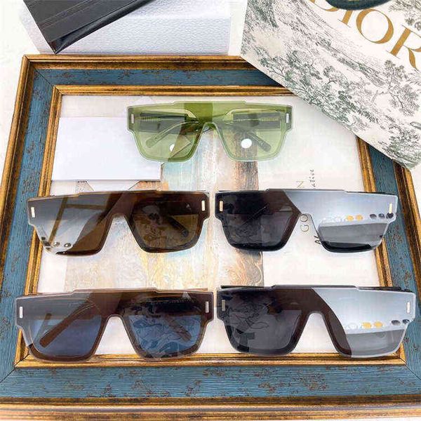 2022 latest fashion designer factory online export sunglasses new d family large frame box red one-piece m1i, White;black
2022 latest fashion designer factory online export sunglasses new d family large frame box red one-piece m1i, White;black