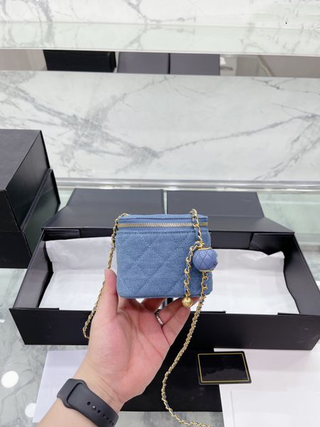 2022 designer luxury a quality twist handbag leather twist mm bag python many styles to choose from
2022 designer luxury a quality twist handbag leather twist mm bag python many styles to choose from