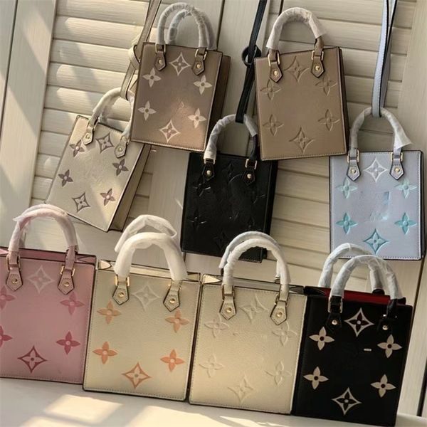 luxurys designers evening bags piano score portable shoulder messenger bag 9 color with original outside box genuine leather2068
luxurys designers evening bags piano score portable shoulder messenger bag 9 color with original outside box genuine leather2068