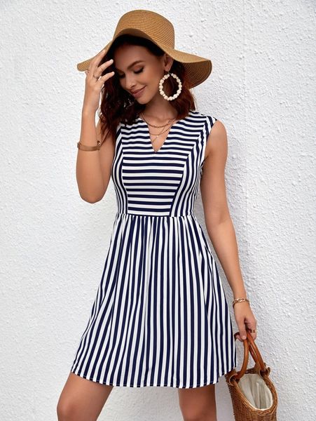 striped print notched neck sleeveless dress 4923#, Black;gray
striped print notched neck sleeveless dress 4923#, Black;gray