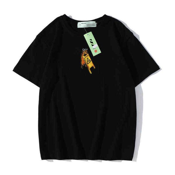 factory direct sales designer new brand short sleeve wholesale 2022off skeleton girl arrow print neck loose ow white men's and women�, White;black
factory direct sales designer new brand short sleeve wholesale 2022off skeleton girl arrow print neck loose ow white men's and women�, White;black