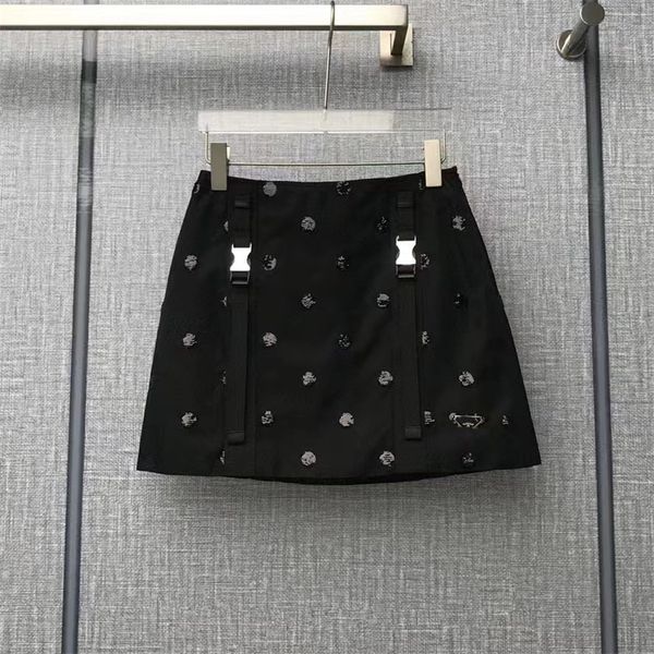 warehouse clothing spring and summer new high waist slim college style triangle a-shaped short skirt round light piece embroidered skirt for, Black
warehouse clothing spring and summer new high waist slim college style triangle a-shaped short skirt round light piece embroidered skirt for, Black