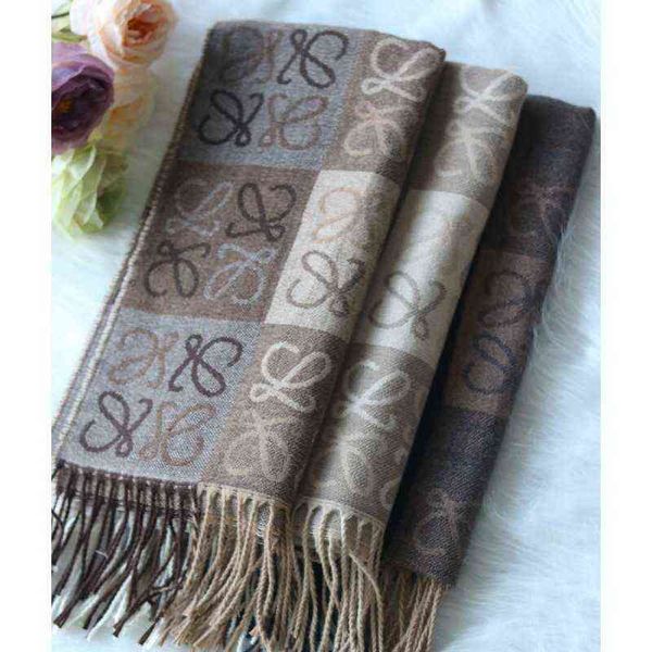 designer scarf rowe family color matching imitation cashmere scarf tassel autum, Blue;gray
designer scarf rowe family color matching imitation cashmere scarf tassel autum, Blue;gray