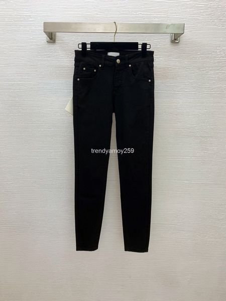 women's jeans european hardware accessories back pocket snowflake letter embroidery pattern elastic legged jeans, Blue
women's jeans european hardware accessories back pocket snowflake letter embroidery pattern elastic legged jeans, Blue