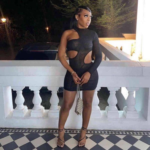 2022 women's dresses spring and summer new mesh perspective splicing neck street club party mini, Black;gray
2022 women's dresses spring and summer new mesh perspective splicing neck street club party mini, Black;gray
