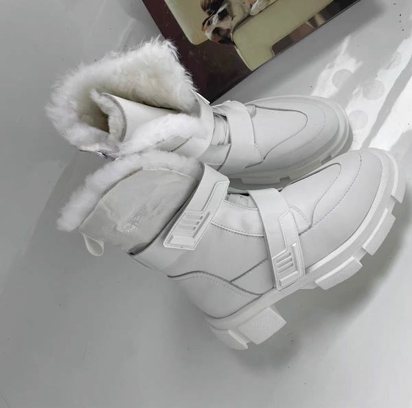2021 buckle belt wool women's boots round toe boots femme square heels platform shoes women side zipper white winter boot balencaigas, Black
2021 buckle belt wool women's boots round toe boots femme square heels platform shoes women side zipper white winter boot balencaigas, Black