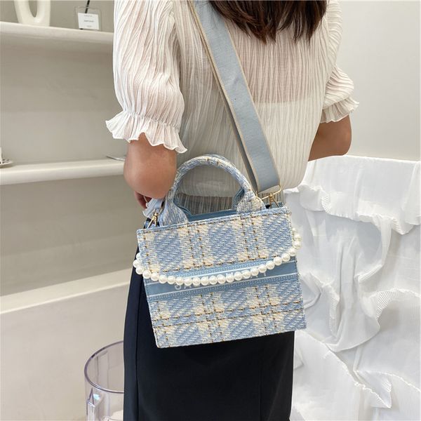 designer bags fashion 2022 new net red check handbag sense foreign style armpit korean tote
designer bags fashion 2022 new net red check handbag sense foreign style armpit korean tote