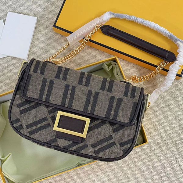 baguette handbags chain old flower cross body bag front flap hardware letter magnetic buckle internal compartment zipper bag gold metal part
baguette handbags chain old flower cross body bag front flap hardware letter magnetic buckle internal compartment zipper bag gold metal part