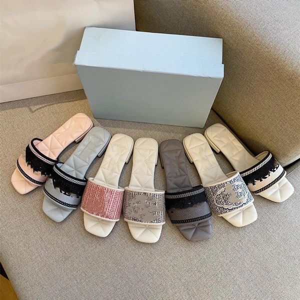 womens 2022 summer low heel slide sandal ladies luxury slippers designer fashion open toe outdoor beach flat mule slipper 34-42, Black
womens 2022 summer low heel slide sandal ladies luxury slippers designer fashion open toe outdoor beach flat mule slipper 34-42, Black