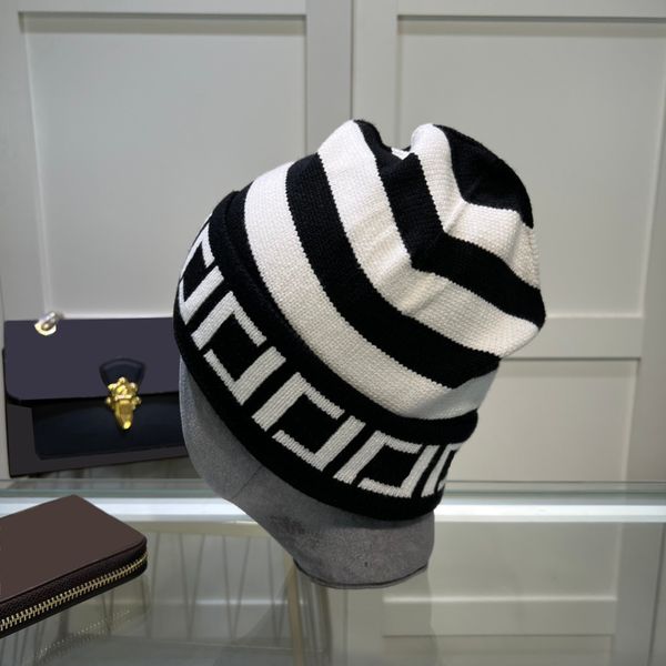 designers luxury wool hat solid color letters petals women wool beanie temperament hundred take fashion casual design hats couple models cap, Blue;gray
designers luxury wool hat solid color letters petals women wool beanie temperament hundred take fashion casual design hats couple models cap, Blue;gray