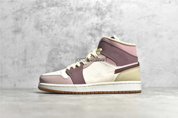 womens shoes jumpman 1s mid beige gray suede toe men women shoe outdoor trainers sports with o
womens shoes jumpman 1s mid beige gray suede toe men women shoe outdoor trainers sports with o