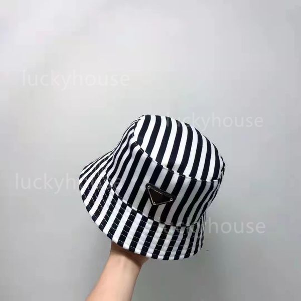 2022 men's and women's bucket hat beanie casquets fisherman's hat splicing stripe valentine's day gift sun visor, Blue;gray
2022 men's and women's bucket hat beanie casquets fisherman's hat splicing stripe valentine's day gift sun visor, Blue;gray