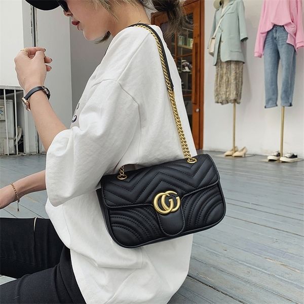 red female new fashion versatile messenger ins small fragrance lingge chain clearance outlet sale
red female new fashion versatile messenger ins small fragrance lingge chain clearance outlet sale