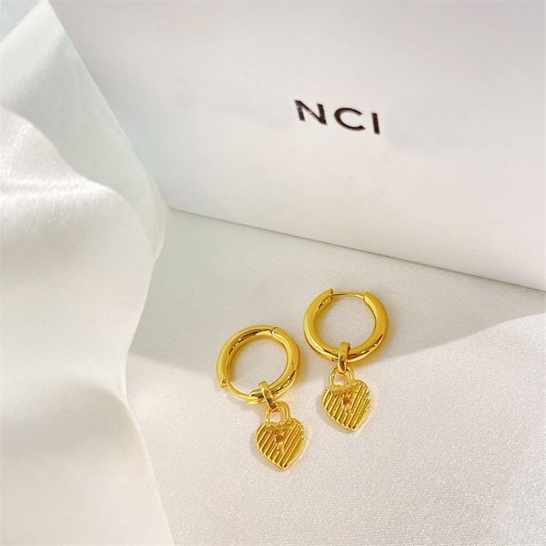 designer earrings women charm luxury gold heart design letter earring luxurys gifts jewelrys party wedding jewelry 0503yb, Golden
designer earrings women charm luxury gold heart design letter earring luxurys gifts jewelrys party wedding jewelry 0503yb, Golden