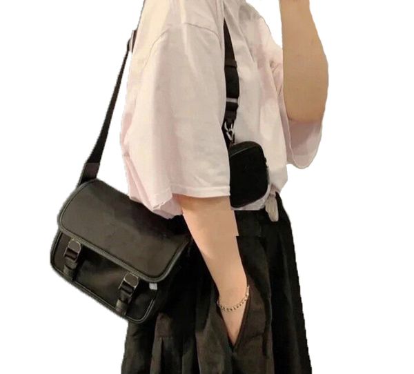 fashion men nylon shoulder bags interior zipper pocket vintage oxford canvas crossbody luxury messenger bag
fashion men nylon shoulder bags interior zipper pocket vintage oxford canvas crossbody luxury messenger bag