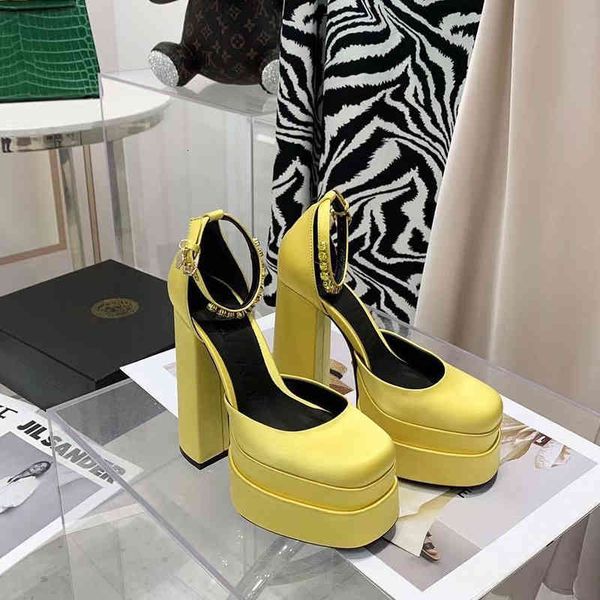 dress shoes fluores juno crystal-embellished strap satin platform pumps shoes chunky high heels sandals women's luxury designers shoe e, Black
dress shoes fluores juno crystal-embellished strap satin platform pumps shoes chunky high heels sandals women's luxury designers shoe e, Black