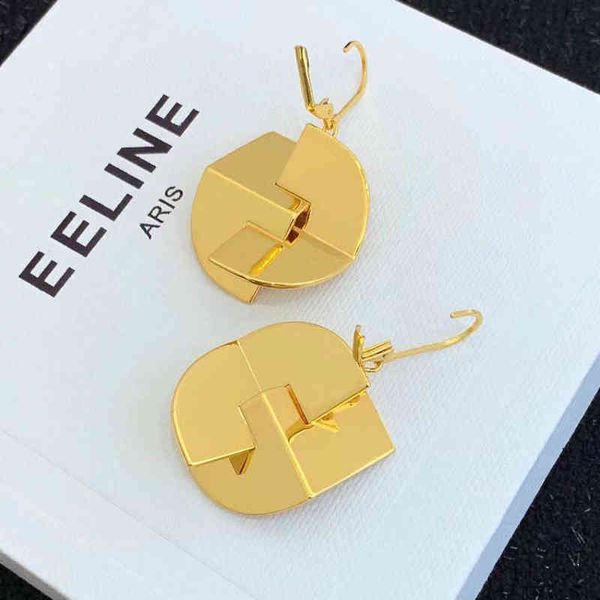 celi geometric gold metal earrings temperament light luxury female earrings 925 silver needle, Golden
celi geometric gold metal earrings temperament light luxury female earrings 925 silver needle, Golden