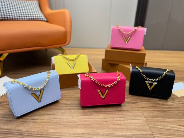 tz ladies classical twist denim medium flap bag adjustable long chain sliding crossbody bag small and elegant all-match water ripple design
tz ladies classical twist denim medium flap bag adjustable long chain sliding crossbody bag small and elegant all-match water ripple design