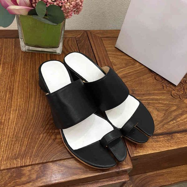 sandals spring and summer split toe slippers low heel thick sandals shoes real leather soles, Black
sandals spring and summer split toe slippers low heel thick sandals shoes real leather soles, Black