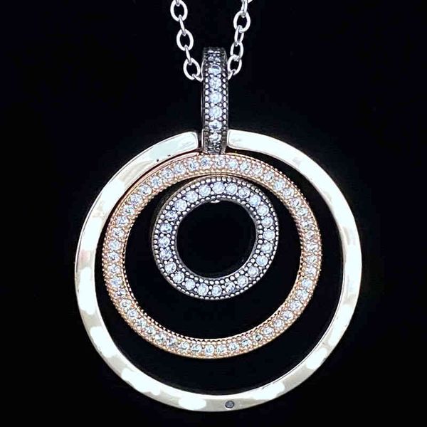 original 925 sterling silver two-tone signature circles pendant with crystal necklace fit fashion bead charm diy jewelry
original 925 sterling silver two-tone signature circles pendant with crystal necklace fit fashion bead charm diy jewelry