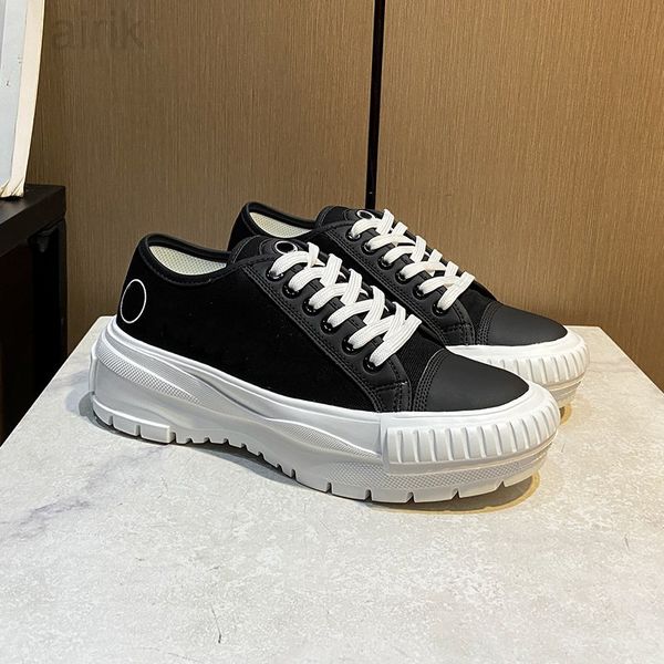 simple design women's casual shoes blend cotton canvas and calfskin trim platform sneakers alphabetic printing new style in spring & au, Black
simple design women's casual shoes blend cotton canvas and calfskin trim platform sneakers alphabetic printing new style in spring & au, Black