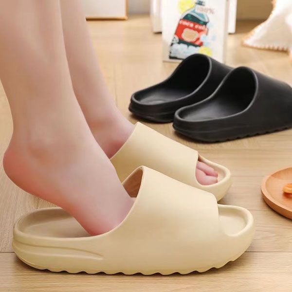 black/red/orange/greem/ grey slippers solid color men women both wear couple slipper beach shower casual shoes flat open toe rubber material
black/red/orange/greem/ grey slippers solid color men women both wear couple slipper beach shower casual shoes flat open toe rubber material