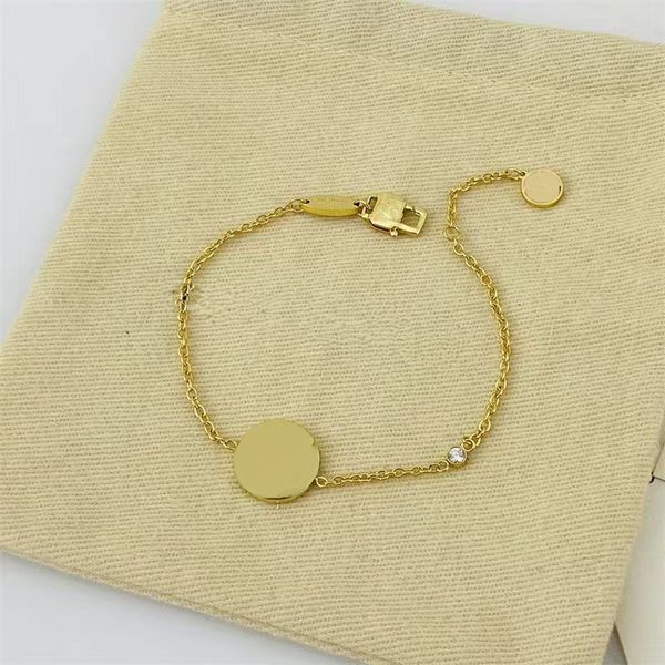 classic four leaf clover diamond petal gold silver bracelet ladies girl luxury designer letters pop gift jewelry does not fading, Black
classic four leaf clover diamond petal gold silver bracelet ladies girl luxury designer letters pop gift jewelry does not fading, Black