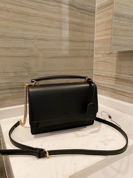 original box 2022 luxurys designers handbag bags womens leather cossbody purse chain tote bag ladies shoulder bags
original box 2022 luxurys designers handbag bags womens leather cossbody purse chain tote bag ladies shoulder bags