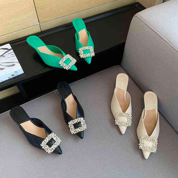 slippers fashion women pointed toe black green beige rhinestone chain thin low heels casual mules shoes party pumps woman 220328
slippers fashion women pointed toe black green beige rhinestone chain thin low heels casual mules shoes party pumps woman 220328