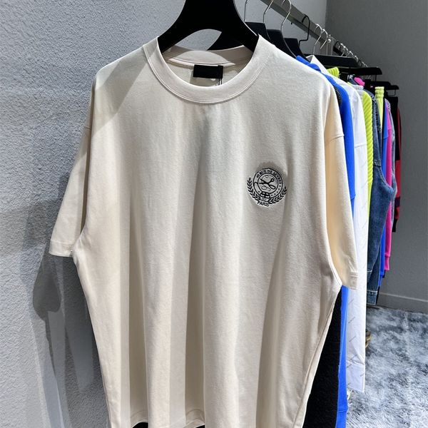 clothing spring and summer high version chest art embroidery pullover loose new versatile men's and women's t-shirt short, White
clothing spring and summer high version chest art embroidery pullover loose new versatile men's and women's t-shirt short, White
