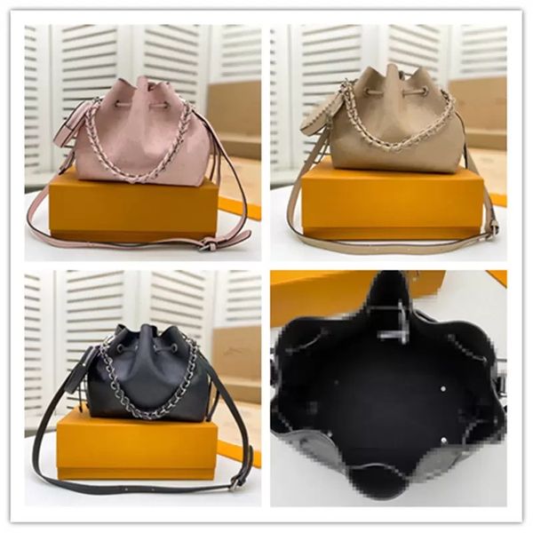 hh designer hollow out bucket bags bella mahina perforated calf leather handbag single shoulder removable adjustable straps chain silver-col
hh designer hollow out bucket bags bella mahina perforated calf leather handbag single shoulder removable adjustable straps chain silver-col