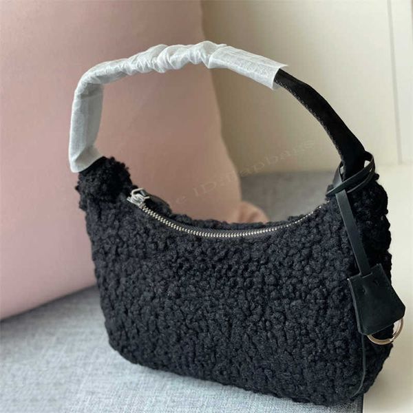 luxury designers hobo shoulder bag lambswool handbag nylon purses wallet geometric clutch totes armpit letters plain triangle underarm furry
luxury designers hobo shoulder bag lambswool handbag nylon purses wallet geometric clutch totes armpit letters plain triangle underarm furry